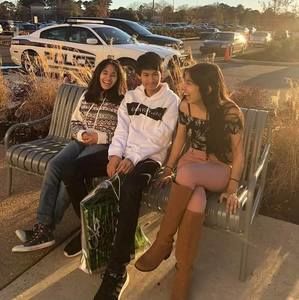 Meet your Posher, Brenda